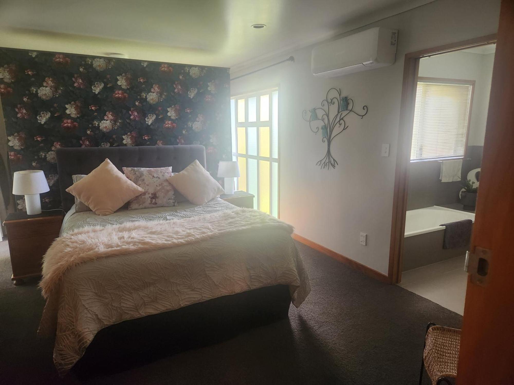 The Nunnery Otel Te Aroha Dış mekan fotoğraf